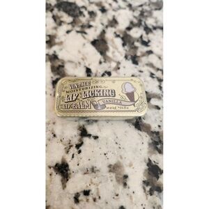Vintage Vanilla Slider Tin Moisturizing Lip Licking Lip Balm .14 OZ ‎  Retro 80s